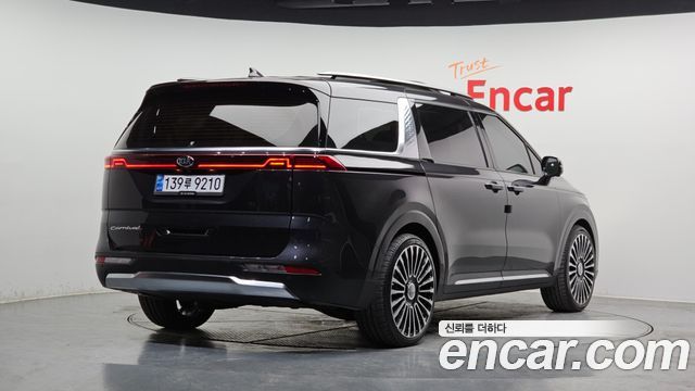 Kia Carnival 2020 thumb 3