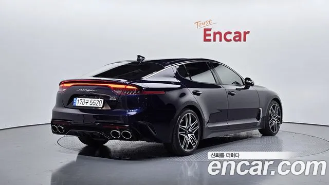 Kia Stinger 2020 thumb 3