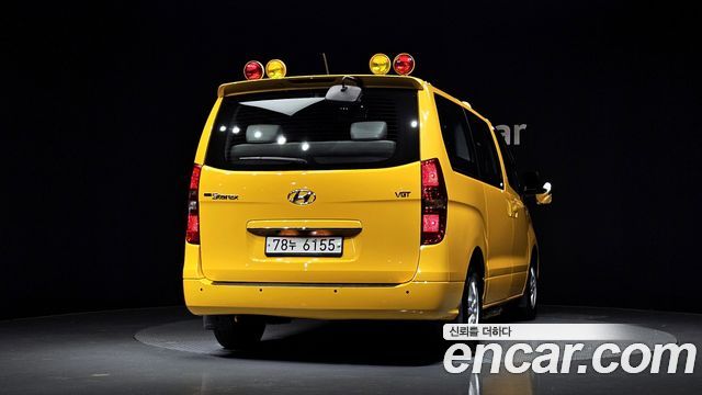 Hyundai Starex 2017 thumb 5