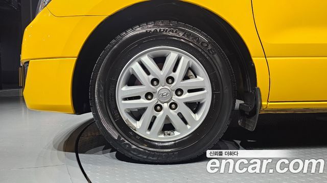 Hyundai Starex 2017 thumb 6