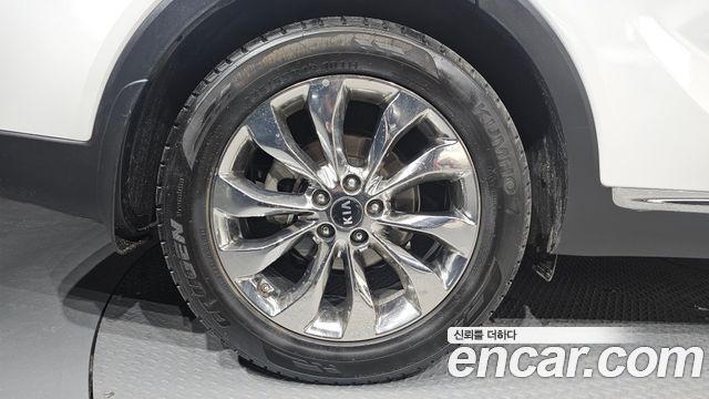 Kia Sorento 2018 thumb 6