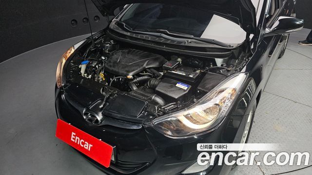 Hyundai Avante 2012 thumb 6