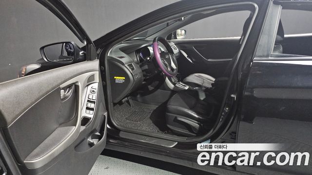 Hyundai Avante 2012 thumb 10