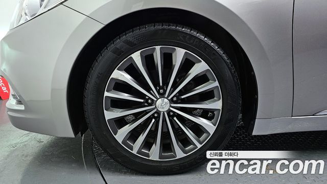 Hyundai Grandeur 2013 thumb 6