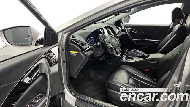 Hyundai Grandeur 2013 thumb 11