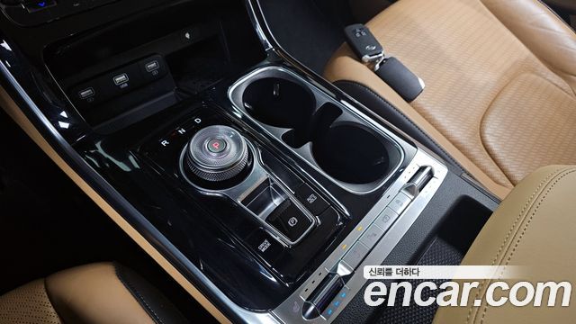 Kia Carnival 2021 thumb 10