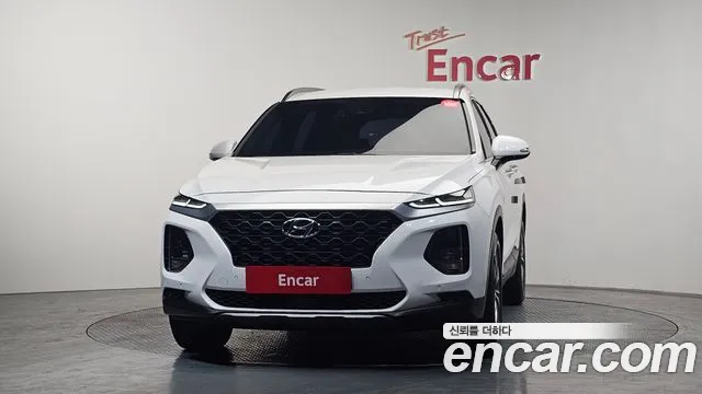 Hyundai Santa Fe 2019 thumb 4