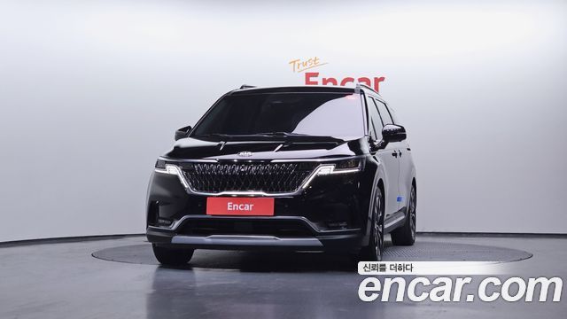 Kia Carnival 2021 thumb 4