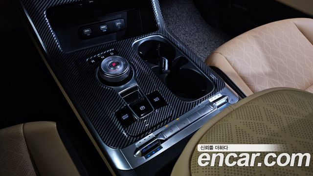 Kia Carnival 2021 thumb 9