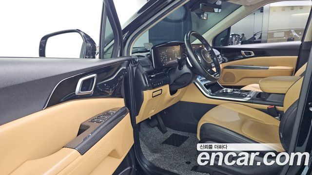 Kia Carnival 2021 thumb 10