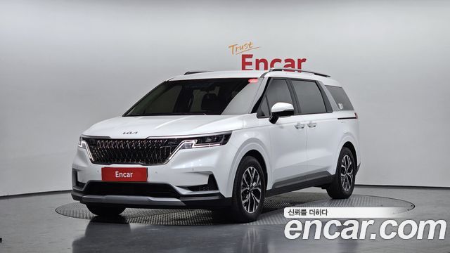 Kia Carnival 2021 thumb 2