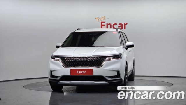Kia Carnival 2021 thumb 4