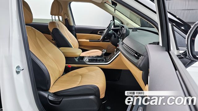 Kia Carnival 2021 thumb 11