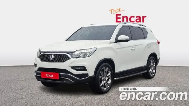 SsangYong Rexton 2019 thumb 2