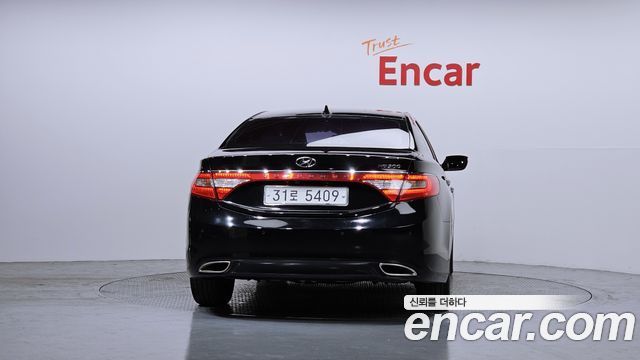Hyundai Grandeur 2011 thumb 5
