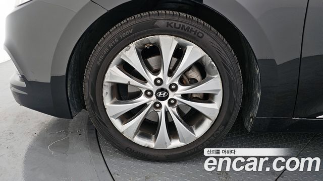 Hyundai Grandeur 2011 thumb 6