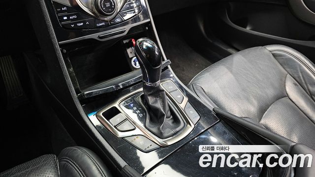Hyundai Grandeur 2011 thumb 10