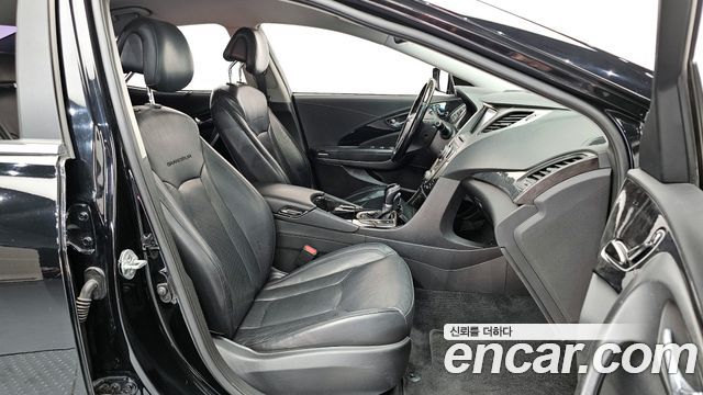 Hyundai Grandeur 2011 thumb 11