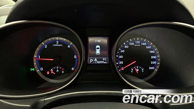 Hyundai Santa Fe 2012 thumb 9