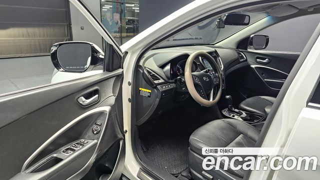 Hyundai Santa Fe 2012 thumb 12