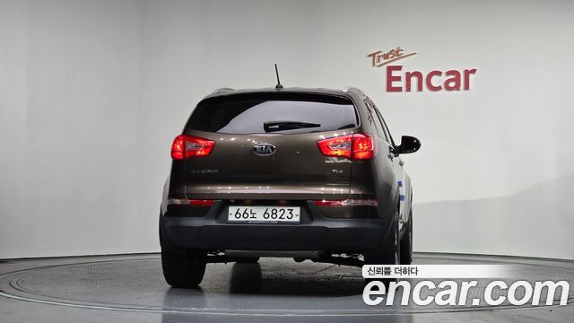 Kia Sportage 2012 thumb 5
