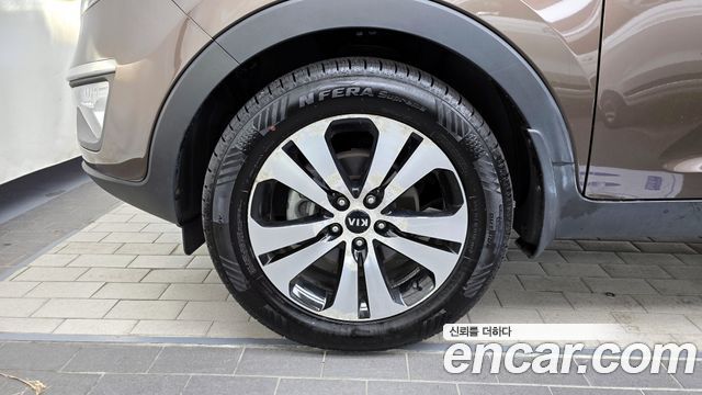 Kia Sportage 2012 thumb 6