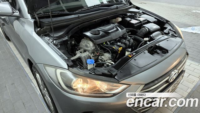 Hyundai Avante 2016 thumb 7