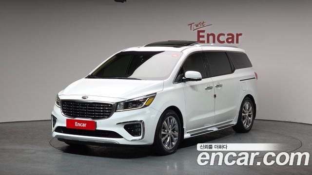 Kia Carnival 2019 thumb 2