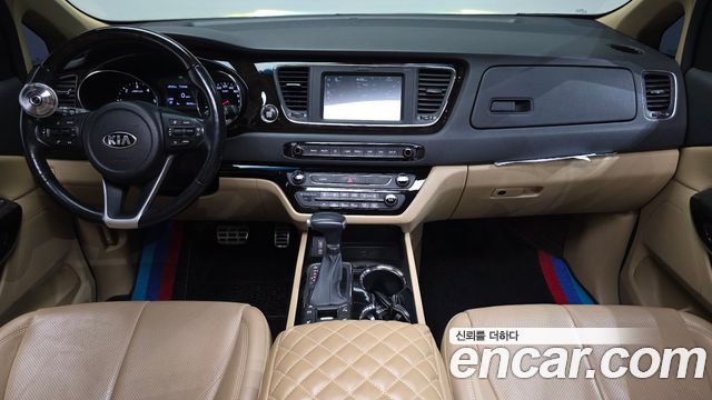 Kia Carnival 2019 thumb 8