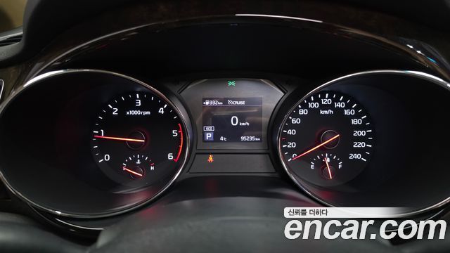 Kia Carnival 2019 thumb 9