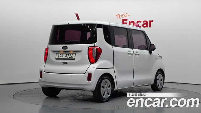 Kia Ray 2015 thumb 3