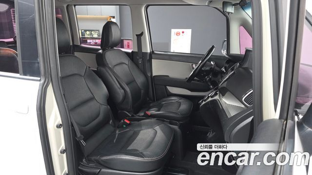 Kia Ray 2015 thumb 11