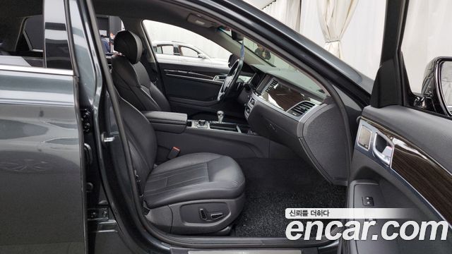 Genesis G80 2018 thumb 12