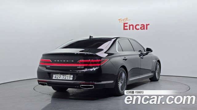 Genesis G90 2019 thumb 3