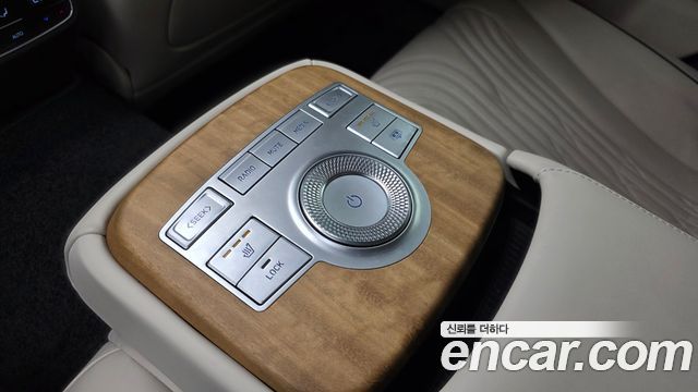 Genesis G80 2020 thumb 12