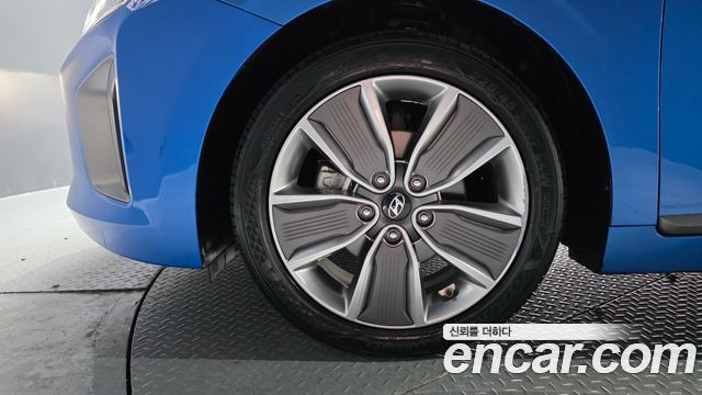 Hyundai IONIQ 6 2017 thumb 5
