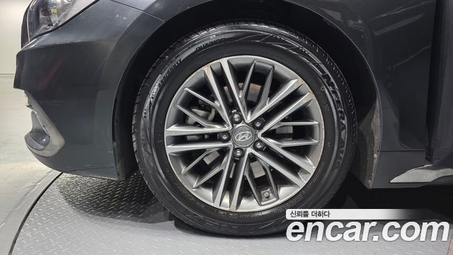 Hyundai Grandeur 2017 thumb 5