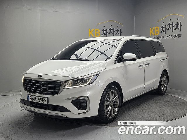 Kia Carnival 2020 thumb 2