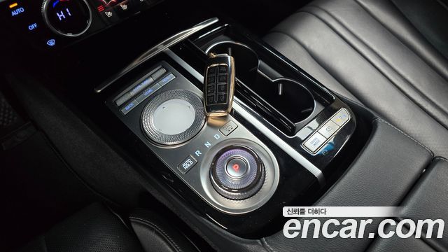 Genesis G80 2021 thumb 10