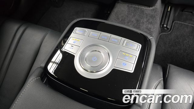 Genesis G80 2021 thumb 12