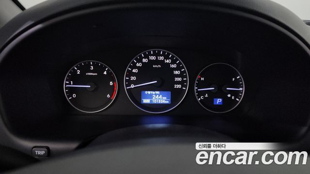 Hyundai Starex 2018 thumb 8