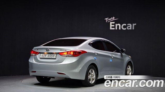 Hyundai Avante 2011 thumb 3