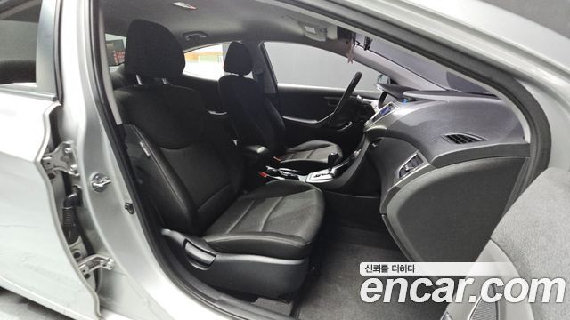 Hyundai Avante 2011 thumb 12