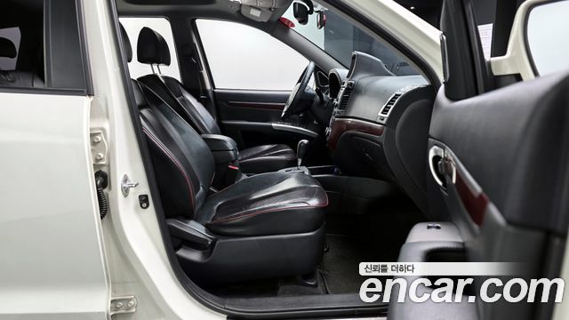 Hyundai Santa Fe 2008 thumb 11