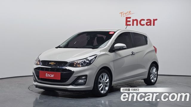 Chevrolet Spark 2019 thumb 2