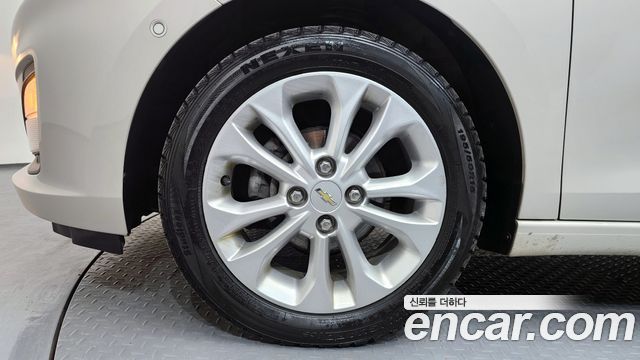 Chevrolet Spark 2019 thumb 6