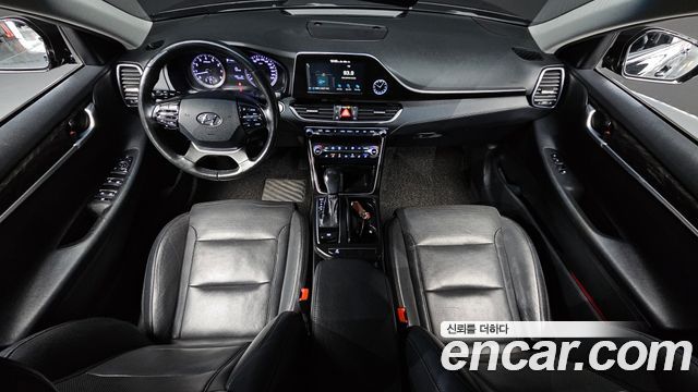 Hyundai Grandeur 2017 thumb 8