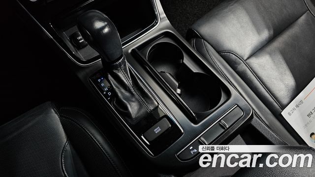 Hyundai Grandeur 2017 thumb 10