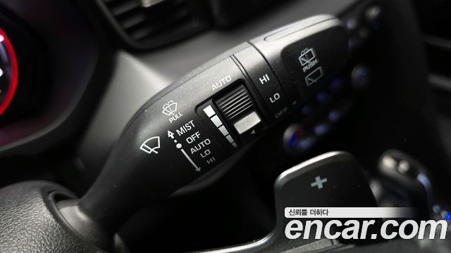 Hyundai Veloster 2018 thumb 12