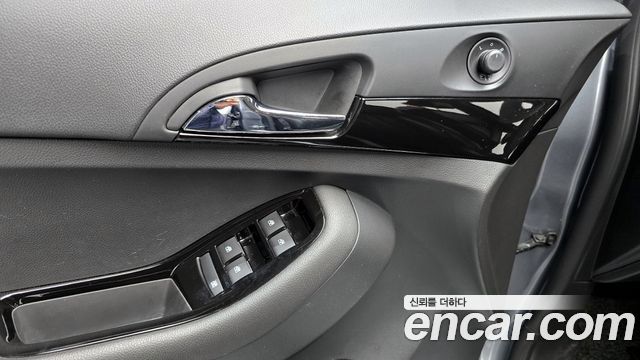 Chevrolet Orlando 2016 thumb 12